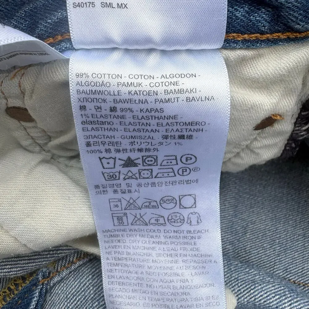 Levi’s‎ Jeans 501 33 x 34 Med Wash Button Fly Classic Casual Normcore Americana